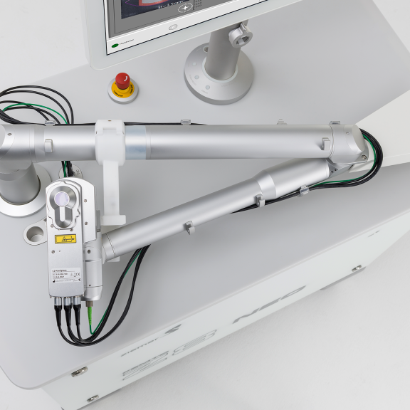 Equipped with unique high-quality optics, the FEMTO Z8 NEO offers the exceptional precision you would expect from a swiss laser. 