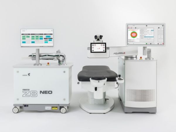 The FEMTO Z8 NEO ensures the highest degree of safety and comfort for both the surgeon and the patient. No patient transfer is needed. The laser moves to the patient streamlining the process and saving OR time.